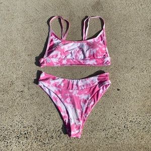 High-waisted Pink Tye Die Bikini👙